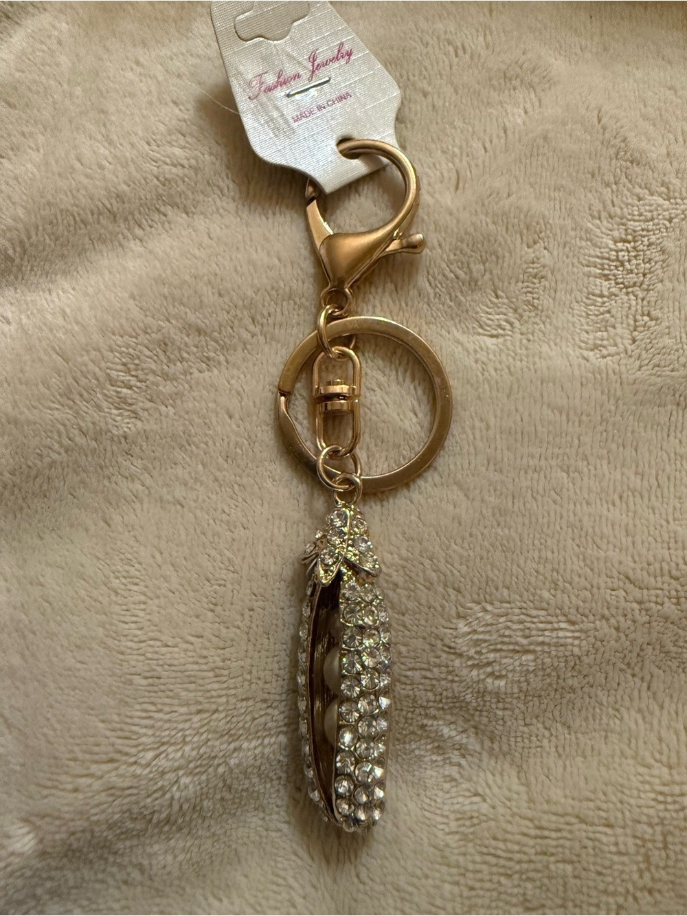 Fashion Jewelry Gold Crystal Pea Pod Keychain Card Holder Charm